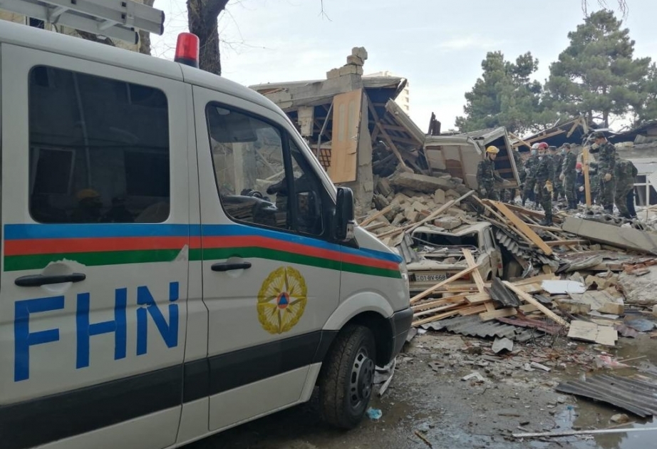 В Хырдалане под завалами разрушенного в результате взрыва дома обнаружено тело девочки