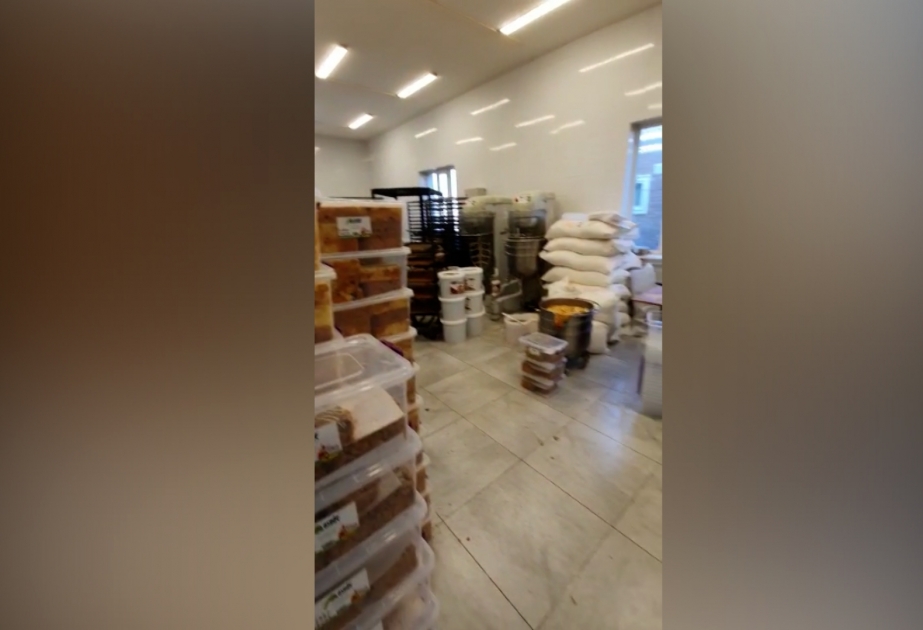 Bakıda şirniyyat sexində karantin rejimi qaydalarının pozulduğu aşkarlanıb VİDEO