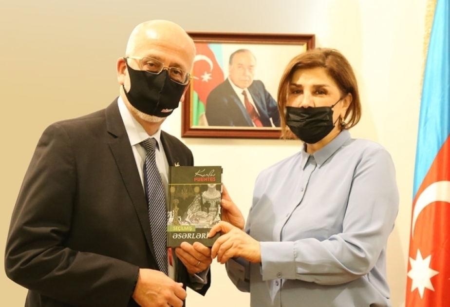 México y Azerbaiyán avanzan en las relaciones literarias