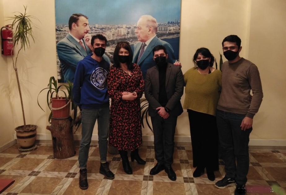 Vətən müharibəsində iştirak etmiş Bakı Uşaq və Gənclər Teatrının aktyorları ilə görüş keçirilib