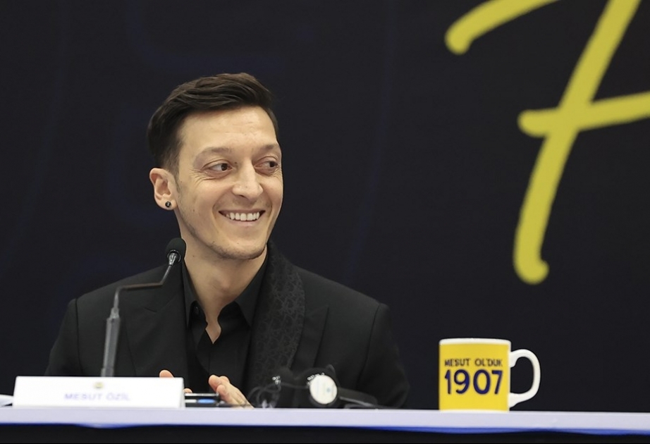 Məsut Özil: Qismət olarsa, Azərbaycana getmək istəyirəm