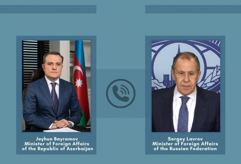 Les chefs de la diplomatie azerbaïdjanaise et russe s’entretiennent au téléphone