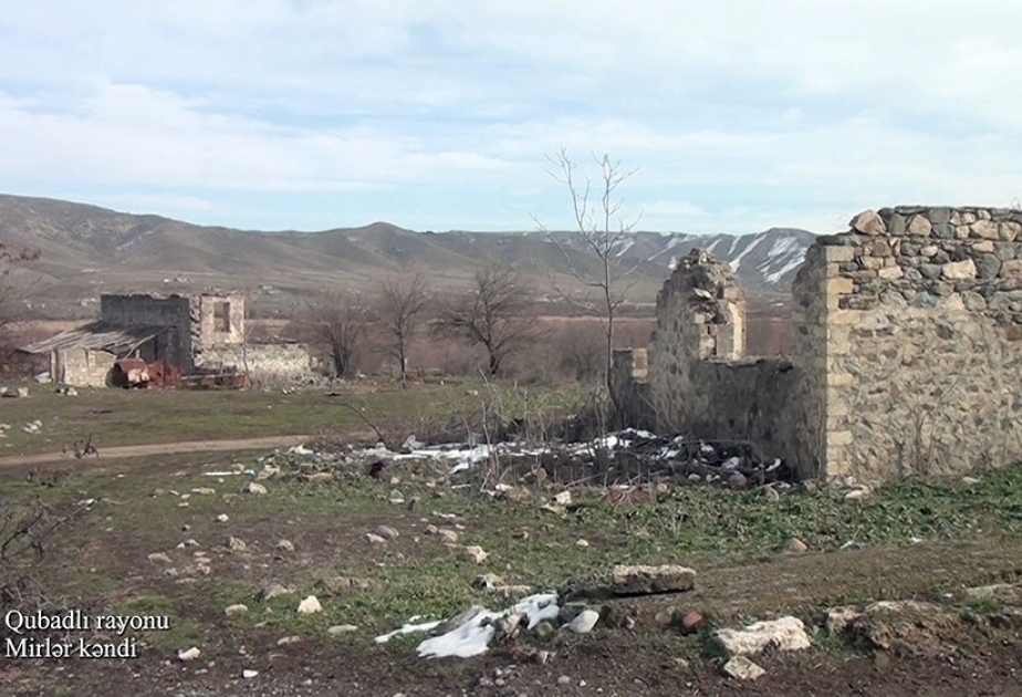 Le ministère de la Défense diffuse une vidéo du village de Mirler de la région de Goubadly VIDEO