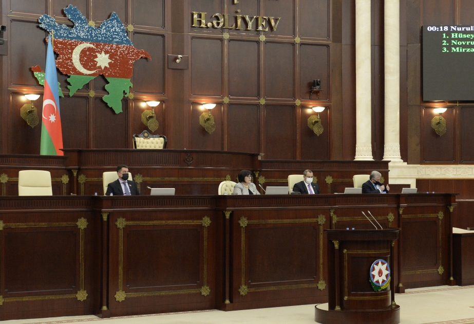 Milli Məclisin yaz sessiyasında ilk plenar iclası keçirilir