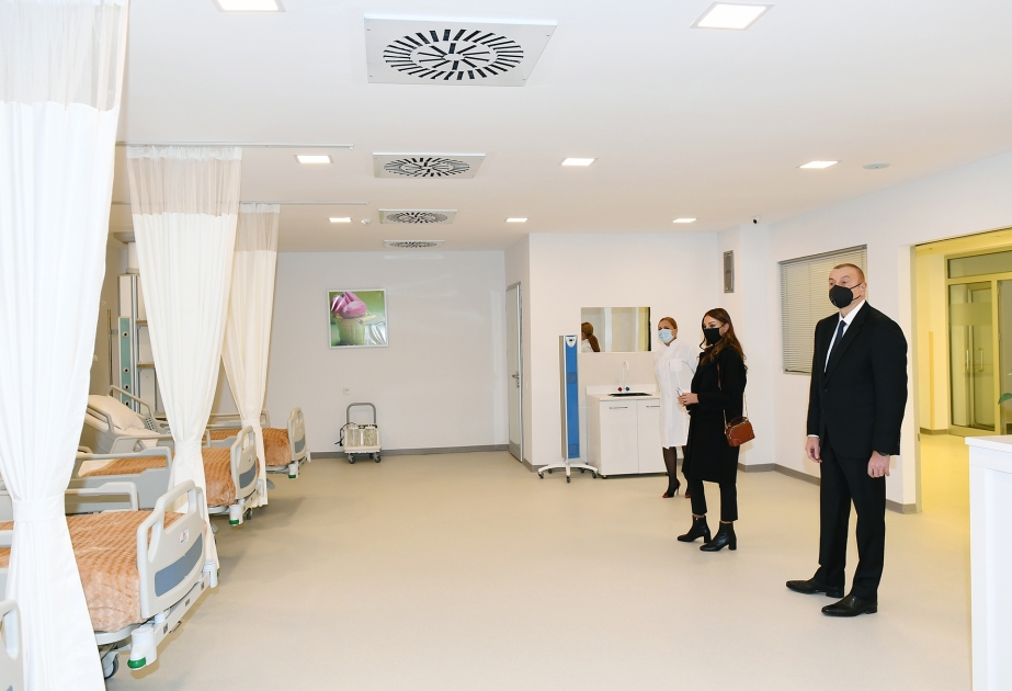 President Ilham Aliyev and first lady Mehriban Aliyeva inaugurated new building of Absheron District Central Hospital VIDEO