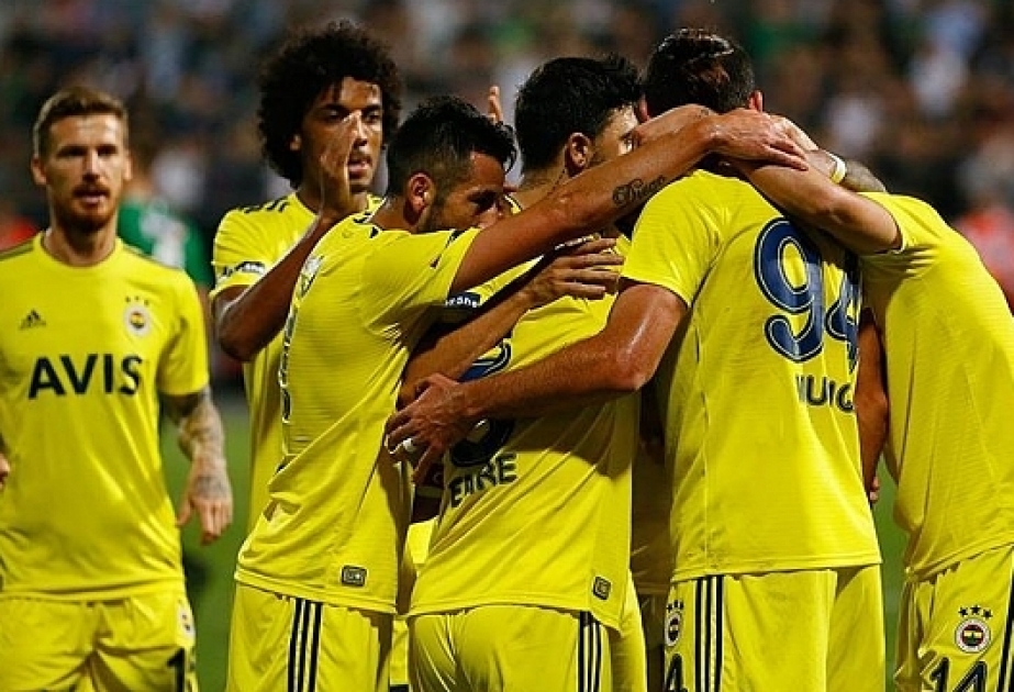 “Fənərbağça” futbolçusu Nabil Dirarı icarəyə verib