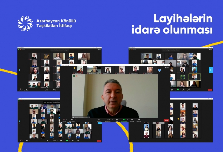 Türkiyəli mütəxəssis könüllülərə layihələrin idarə olunması mövzusunda təlim keçib