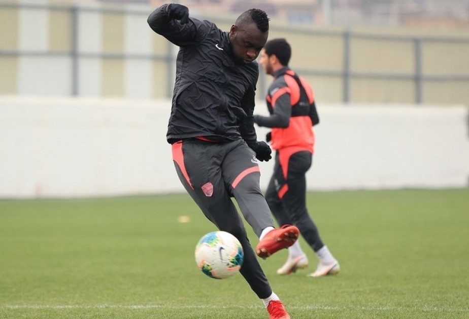 “Sabah”ın sabiq futbolçusu Macarıstan klubunda məşqlərə başlayıb