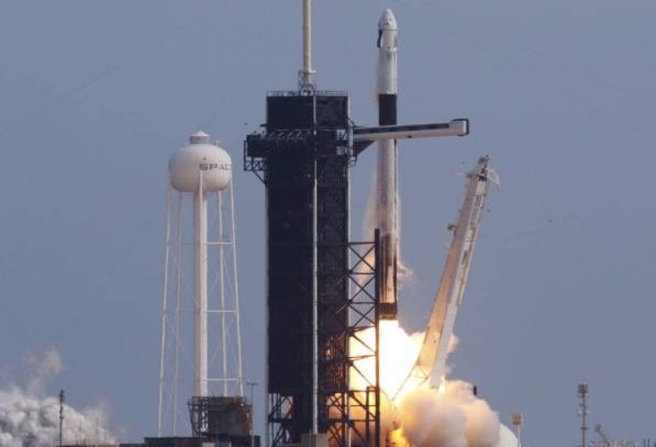 SpaceX daha 60 internet peykini orbitə çıxarır