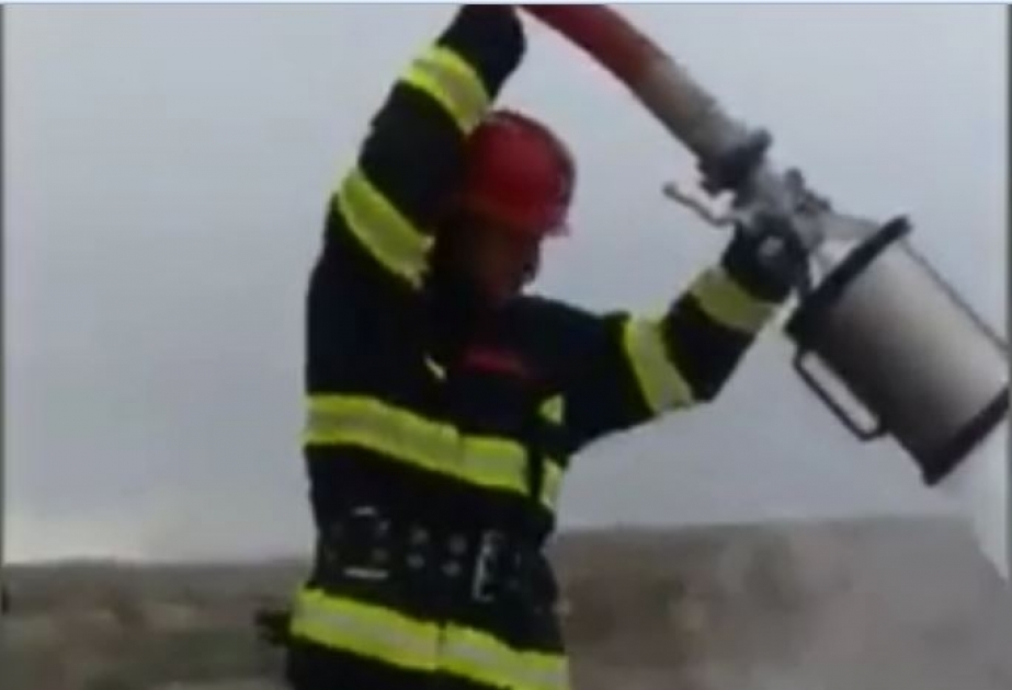 Qaradağ rayonunda istismarı dayandırılmış neft quyusunda yanğın baş verib VİDEO