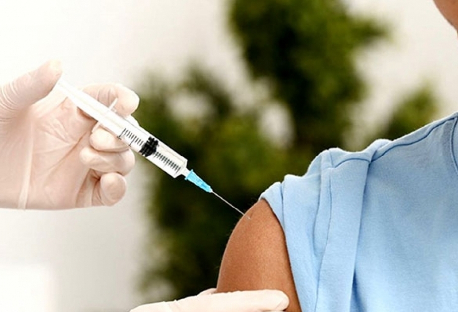 В Азербайджане против коронавируса вакцинировано 65 тысяч человек