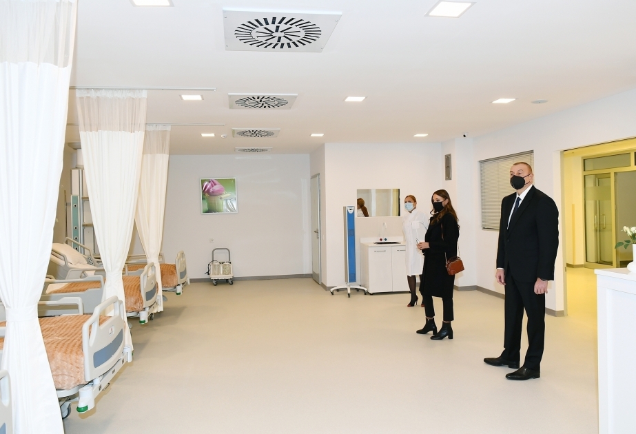 阿布谢隆区中心医院新大楼投入使用  伊利哈姆·阿利耶夫总统携夫人梅赫丽班·阿利耶娃出席仪式