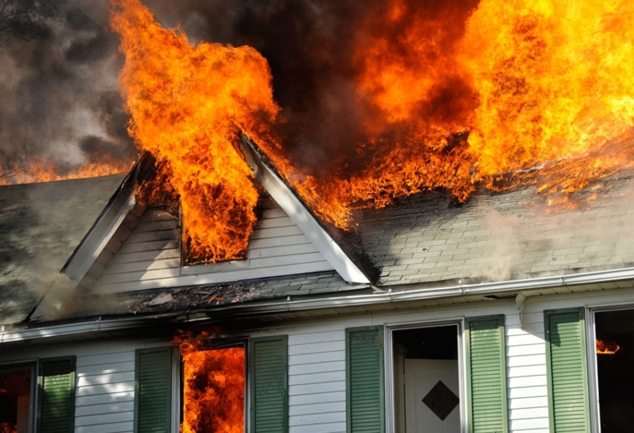 İmişli rayonunda ev yanıb