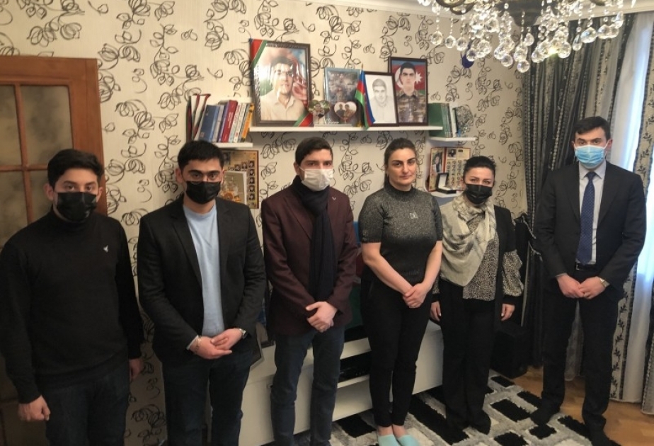 BDU-nun şəhid məzununun ailəsi ilə görüş