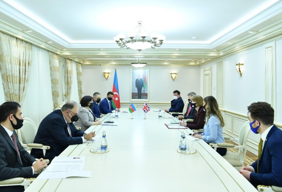 Milli Məclisin sədri Böyük Britaniyanın dövlət naziri ilə görüşüb