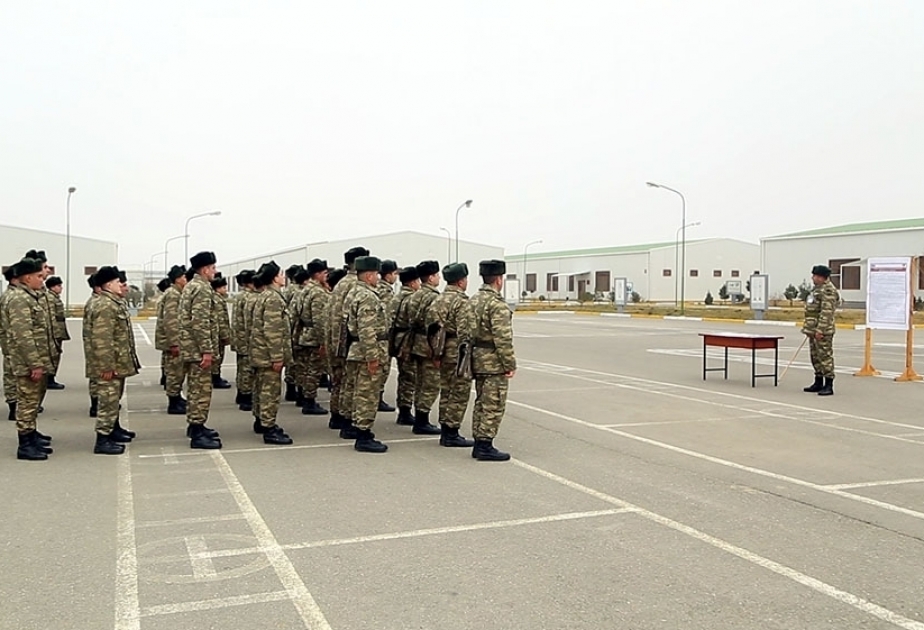 В Азербайджанской армии продолжается новый учебный год