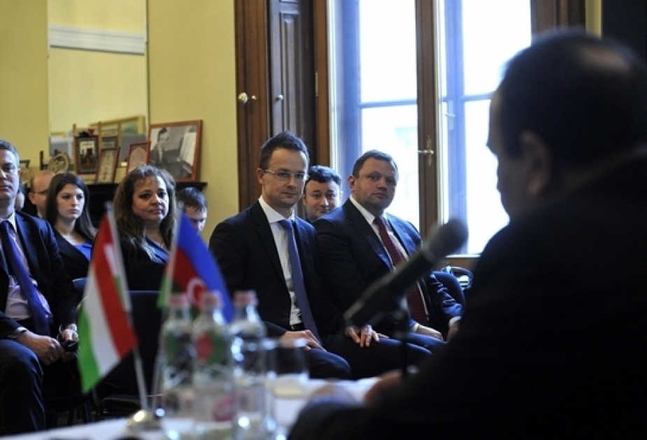 Венгрия начала переговоры с Азербайджаном о поставках газа