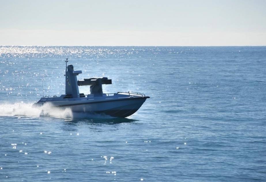 Turquía lanza al mar su primera embarcación armada no tripulada