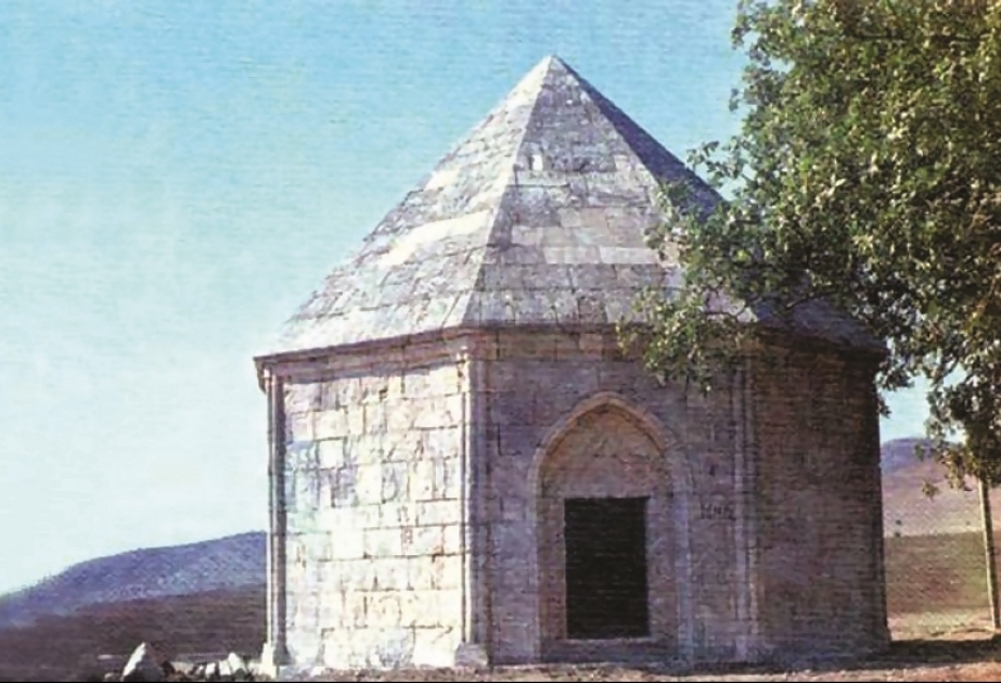 Qarabağda dağıdılmış İslam dini memorial kompleksləri
