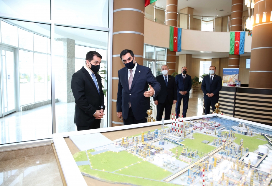 Prezidentin köməkçisi Bakı Ali Neft Məktəbində