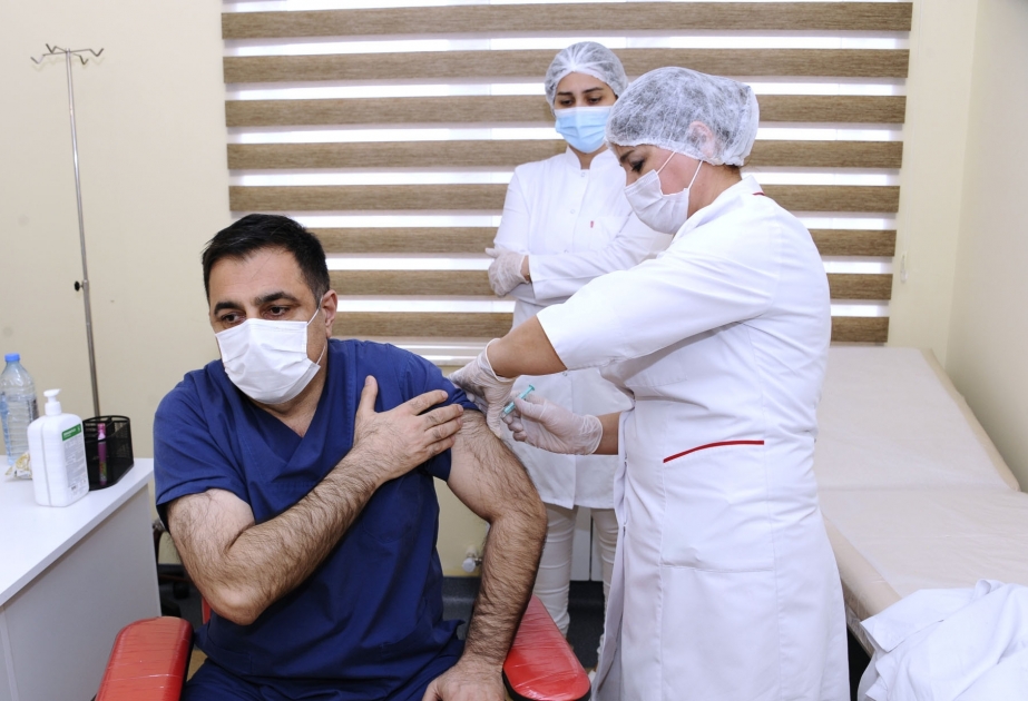 Bu gündən Azərbaycanda hərbi qulluqçuların koronavirus əleyhinə vaksinasiyasına başlanılıb