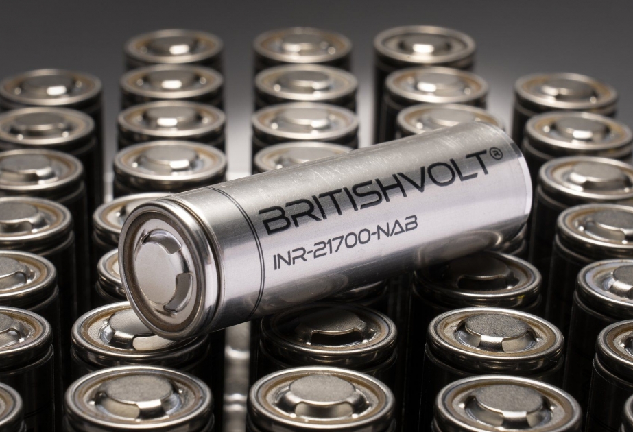 Britaniyanın Koventri hava limanında elektrikli avtomobil akkumulyatorunun istehsalına başlanılacaq