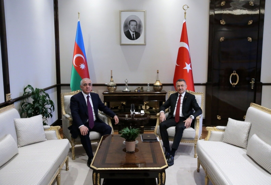 Premierminister Ali Asadov trifft türkischen Vizepräsidenten Fuat Oktay VIDEO