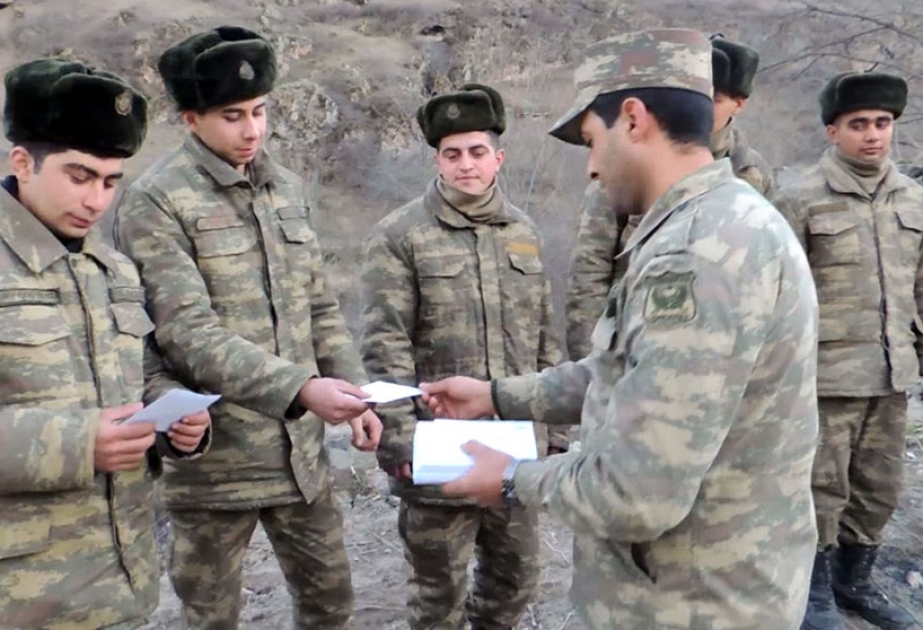 Laçında əsgərlərlə görüş keçirilib