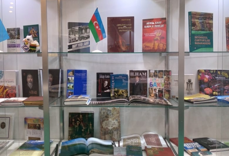 Belarusda keçirilən beynəlxalq kitab sərgi-yarmarkasında Azərbaycan pavilyonu maraqla qarşılanıb