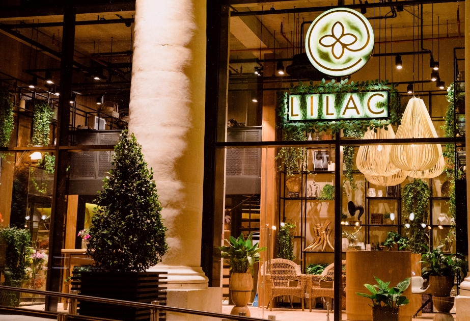 ®  Ginza Project yeni Lilac gül dükanı açır