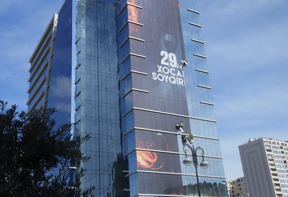 “Ana harayı” abidəsinin yerləşdiyi Xocalı parkında hazırlıq və abadlıq işləri aparılır