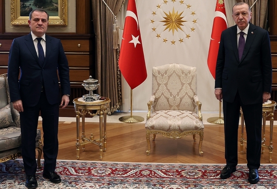 Präsident Recep Tayyip Erdogan empfängt Außenminister Aserbaidschans