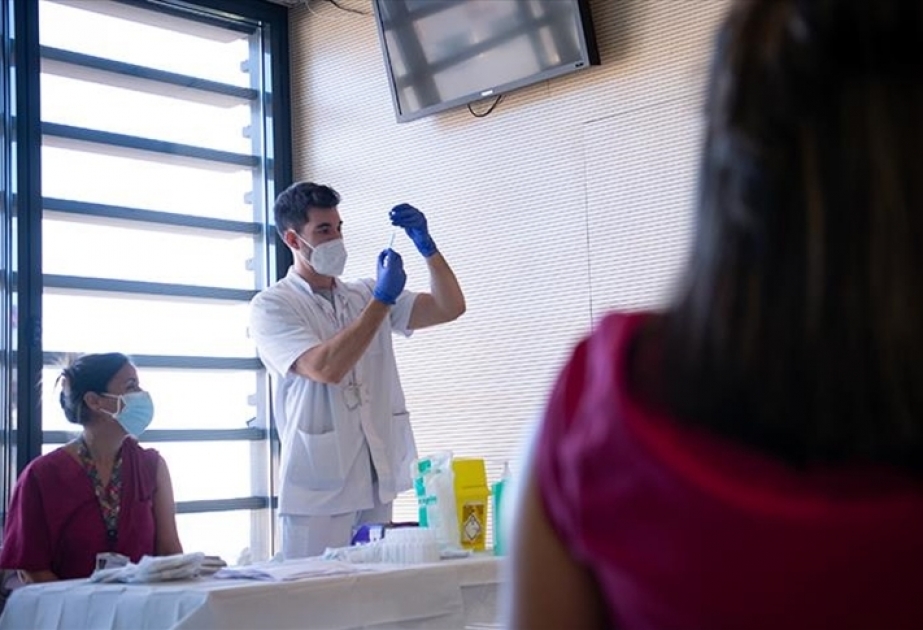 Ministerio de Sanidad de España anuncia que el país sale de la situación de riesgo extremo ante el coronavirus