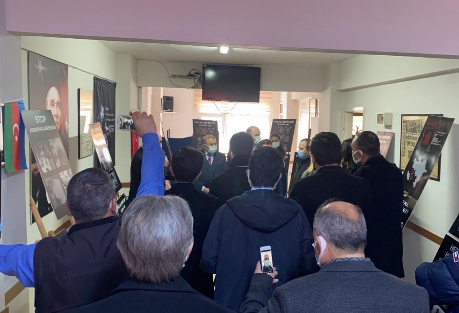 İstanbulda “Əsrin soyqırımı-Xocalı” adlı fotosərgi açılıb