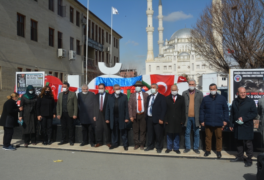 İğdırlılar Xocalı soyqırımını törədən vandalları qınayıblar