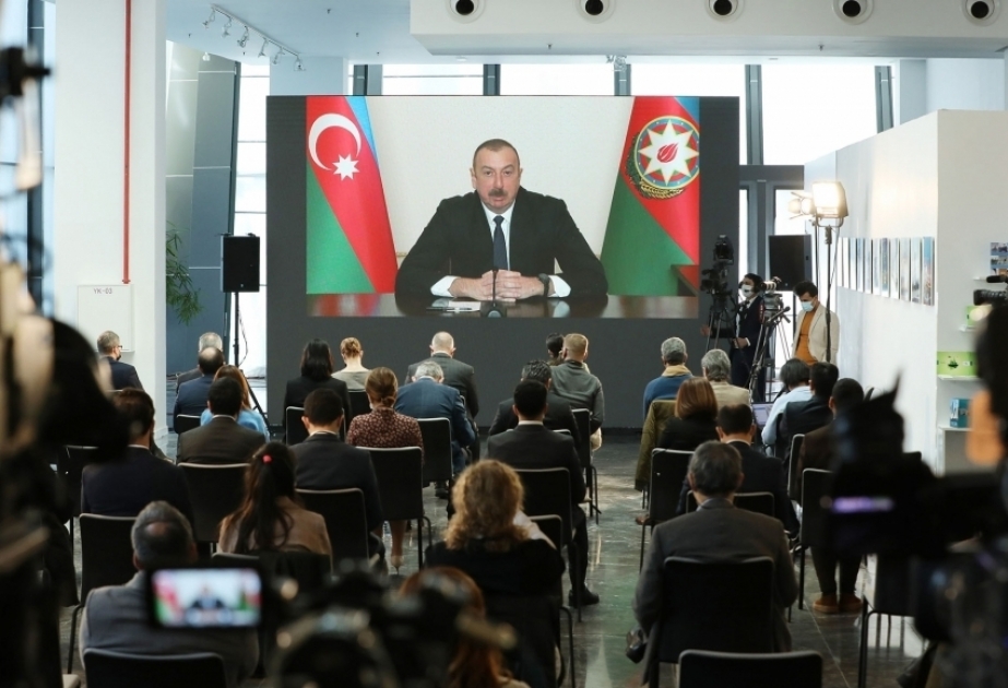 Президент Азербайджана на длившейся более 4 часов пресс-конференции ответил на около 50 вопросов 35 медиа структур