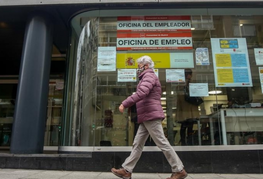 В Испании впервые с 2016 года зарегистрировано более четырех миллионов безработных