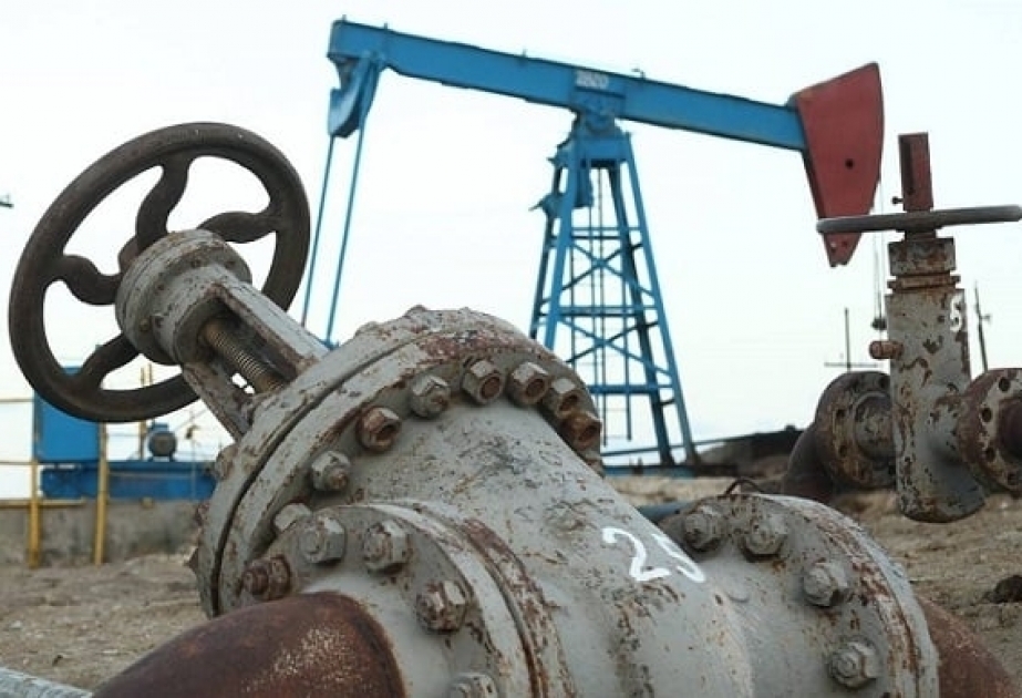 Preis für ein Barrel der aserbaidschanischen Ölsorte Azeri light kostet fast 65 Dollar