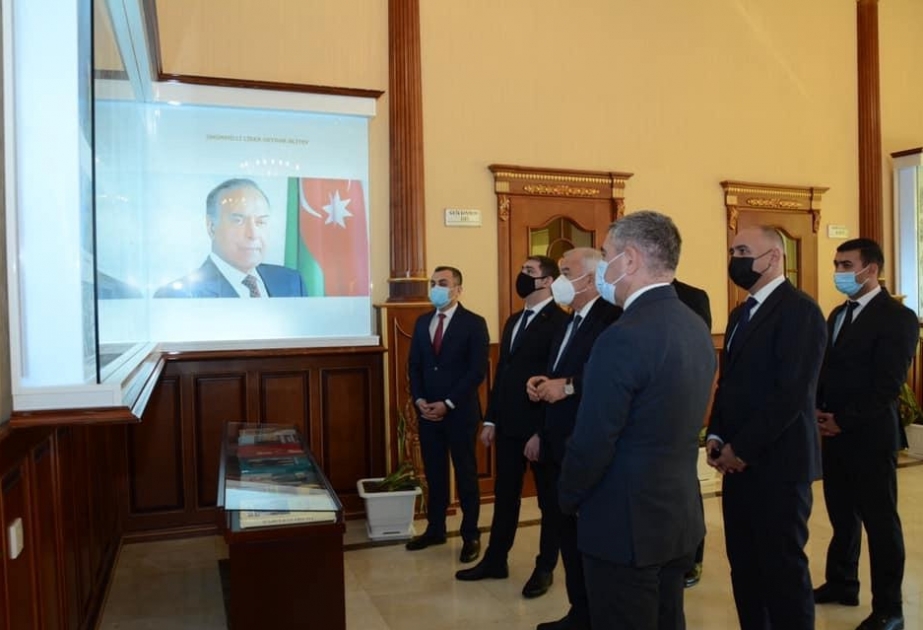 “İMZA” İctimai Birliyinin kollektivi və könüllüləri Horadiz şəhərində şəhid ailələrini ziyarət edib