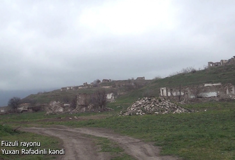 Verteidigungsministerium: Videoaufnahmen aus dem befreiten Dorf Yukhari Rafadinli im Bezirk Füsuli VIDEO