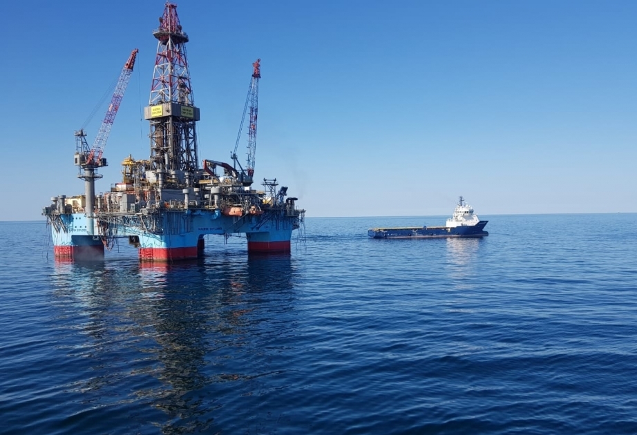 Цена барреля нефти «Азери Лайт» достигает 68 долларов