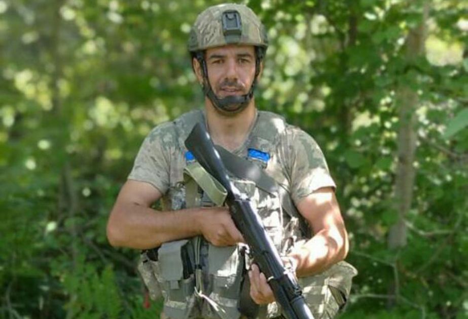 Vətən müharibəsində altı güllə və səkkiz qəlpə yarası almasına baxmayaraq, döyüşü davam etdirən igid döyüşçü: Elnur Cəfərov