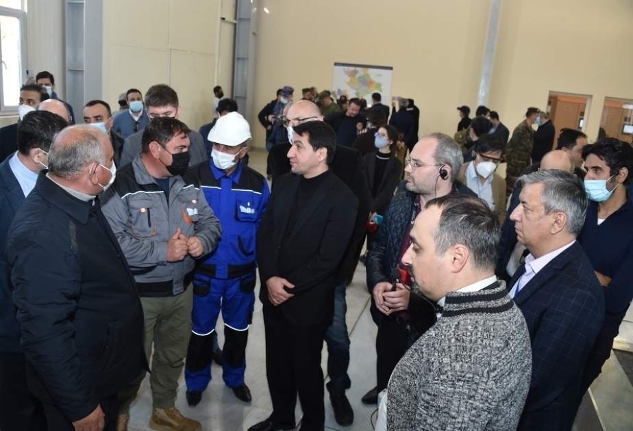 Diplomáticos extranjeros y agregados militares se familiarizan con la central hidroeléctrica de Gulebird en Lachin