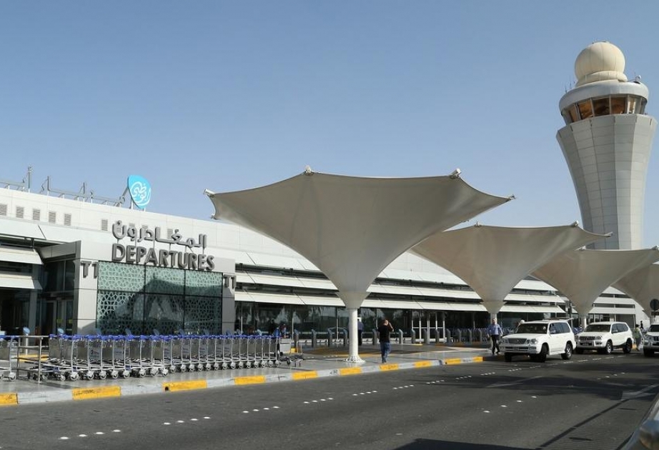 Əbu-Dabi Beynəlxalq Aeroportunda sərnişinlər pulsuz COVID-19 testindən keçirilir