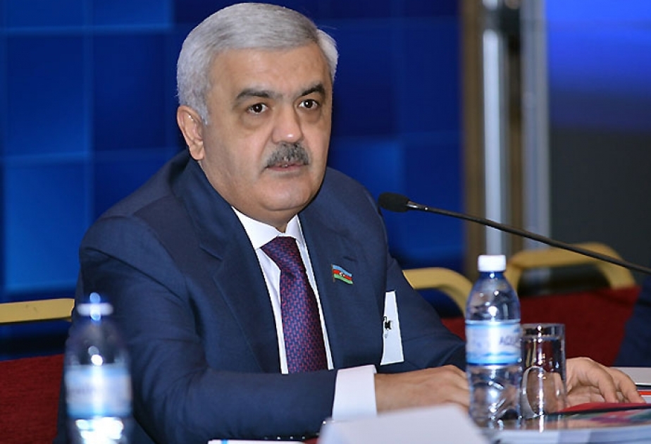 Rövnəq Abdullayev: Futzal üzrə Azərbaycan millisi daha bir uğura imza atmaqla hər birimizi sevindirdi