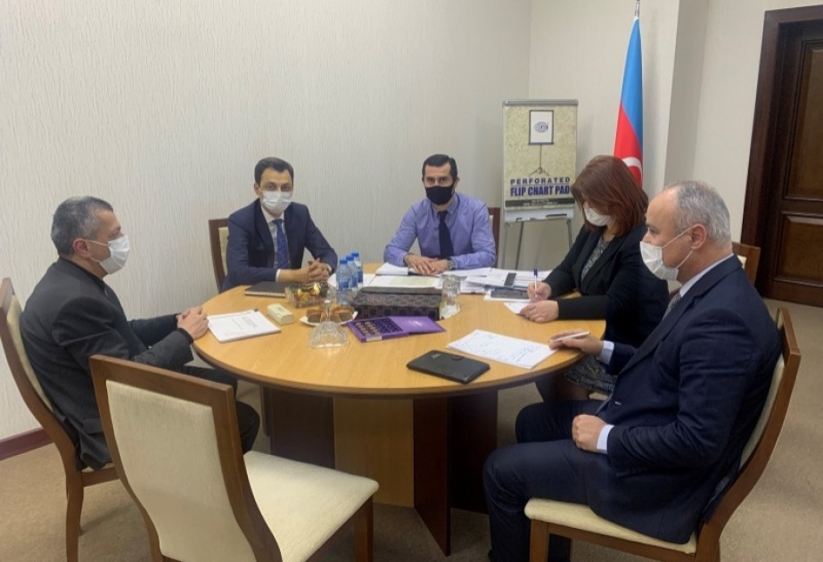 BDU-da vergi hüququ üzrə ixtisasın yaradılmasına dair müzakirə aparılıb