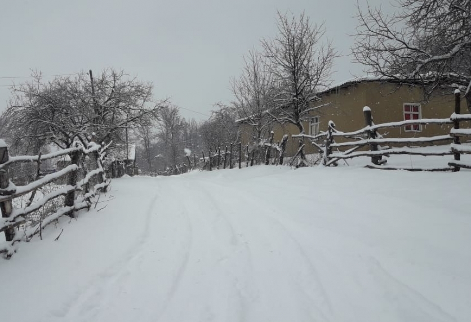 北部地区积雪达20厘米，气温降到零下14度