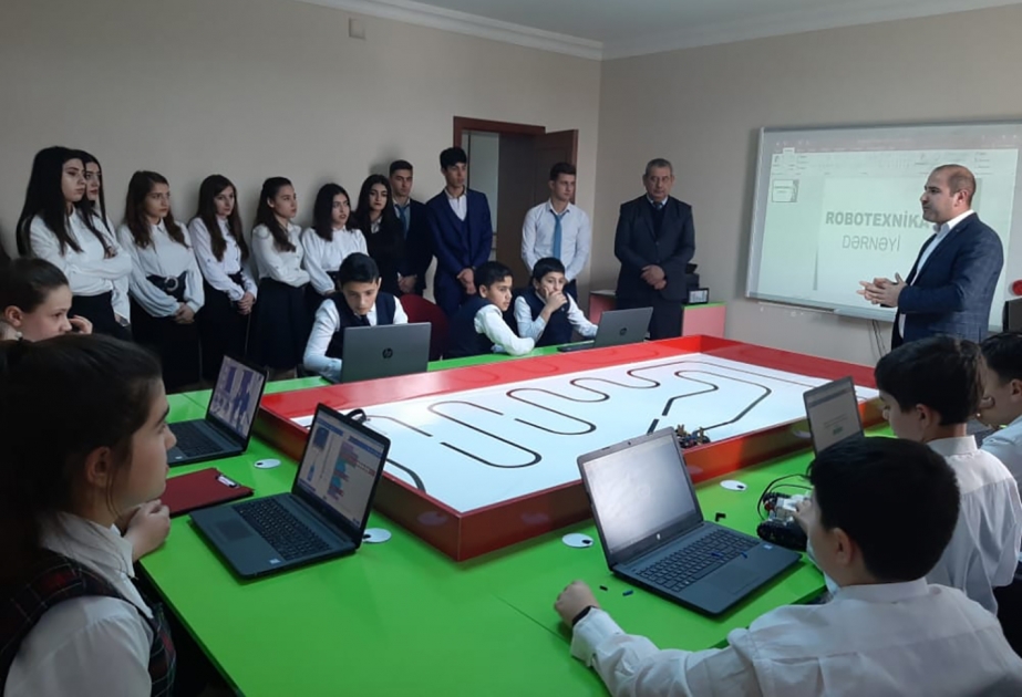 Hami ixtisaslarda təhsil alan tələbələrin innovativ dərnəklərə ekskursiyaları təşkil olunub