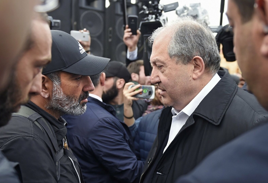 Ermənistan müxalifəti prezidentin və baş nazirin qarşıdakı görüşünü şou adlandırır