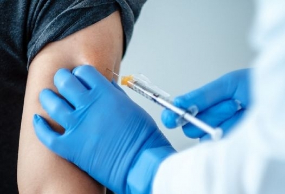 Azerbaiyán supera las 450 mil personas vacunadas contra COVID-19
